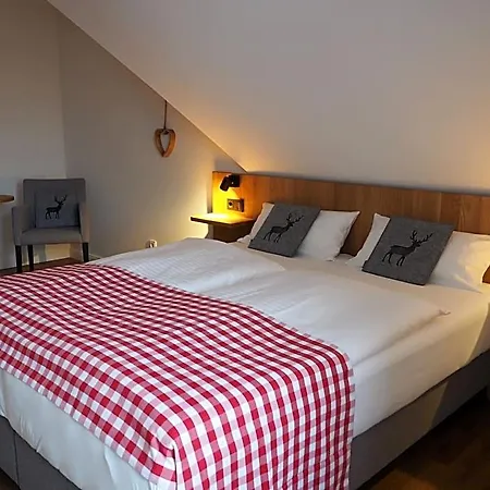 Neumaier 3*